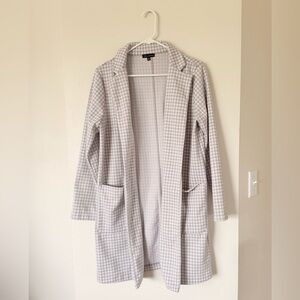 Elegant Gray Houndstooth Women's Coat